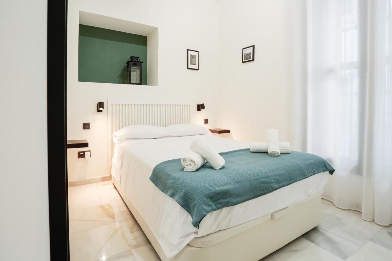 Monkeys Apartments Cervantes Sevilla Eksteriør bilde
