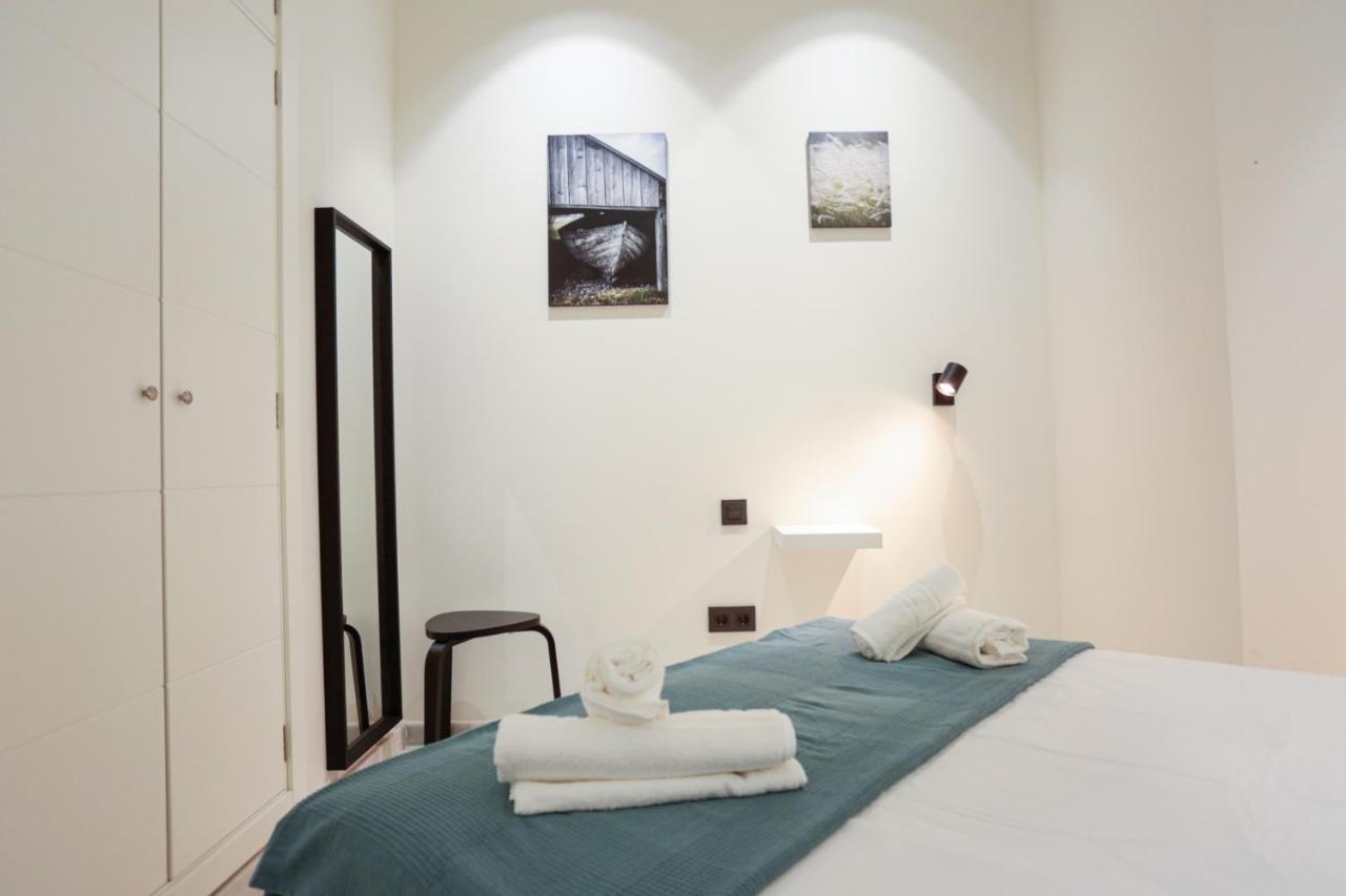 Monkeys Apartments Cervantes Sevilla Eksteriør bilde
