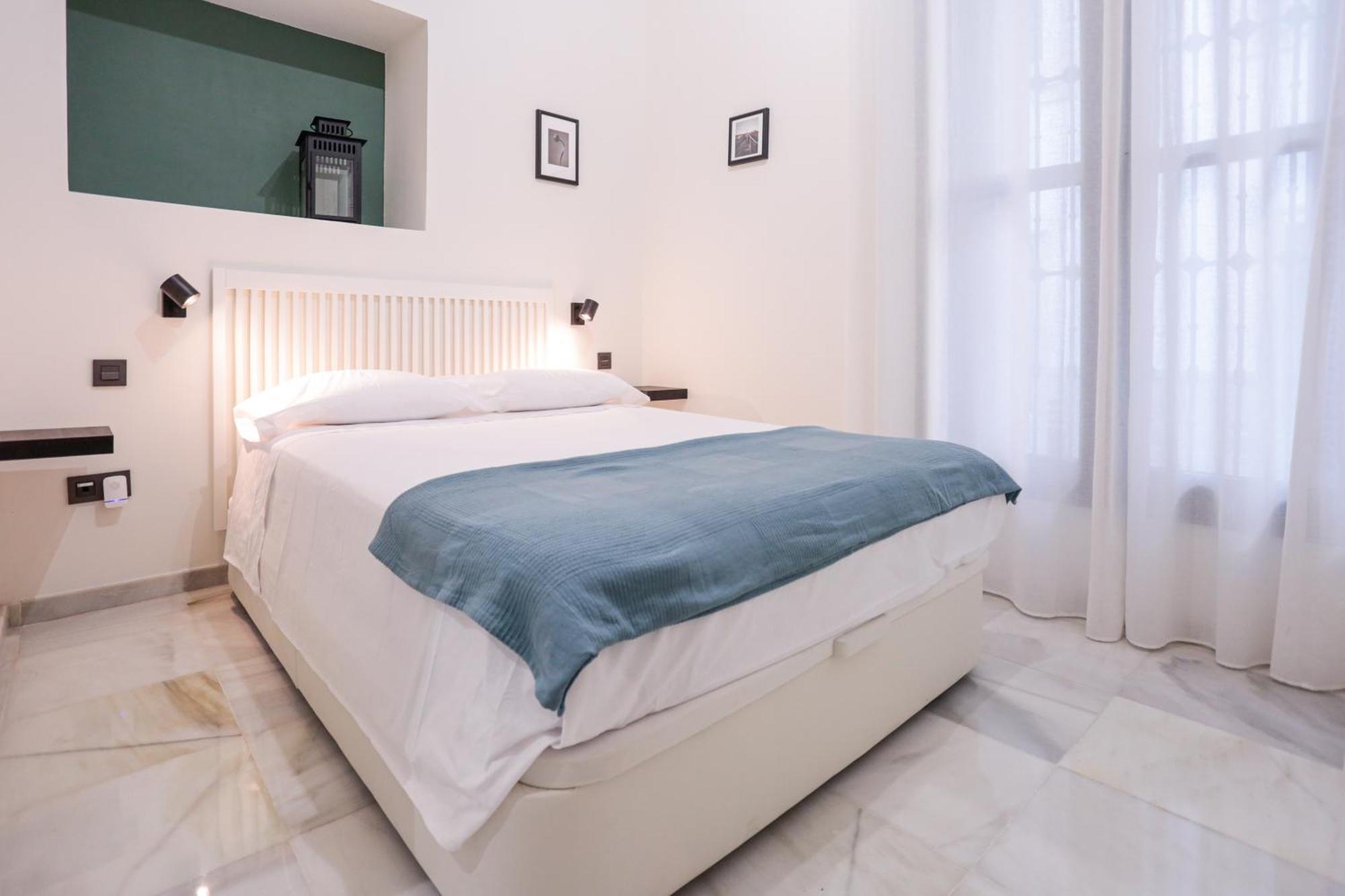 Monkeys Apartments Cervantes Sevilla Eksteriør bilde