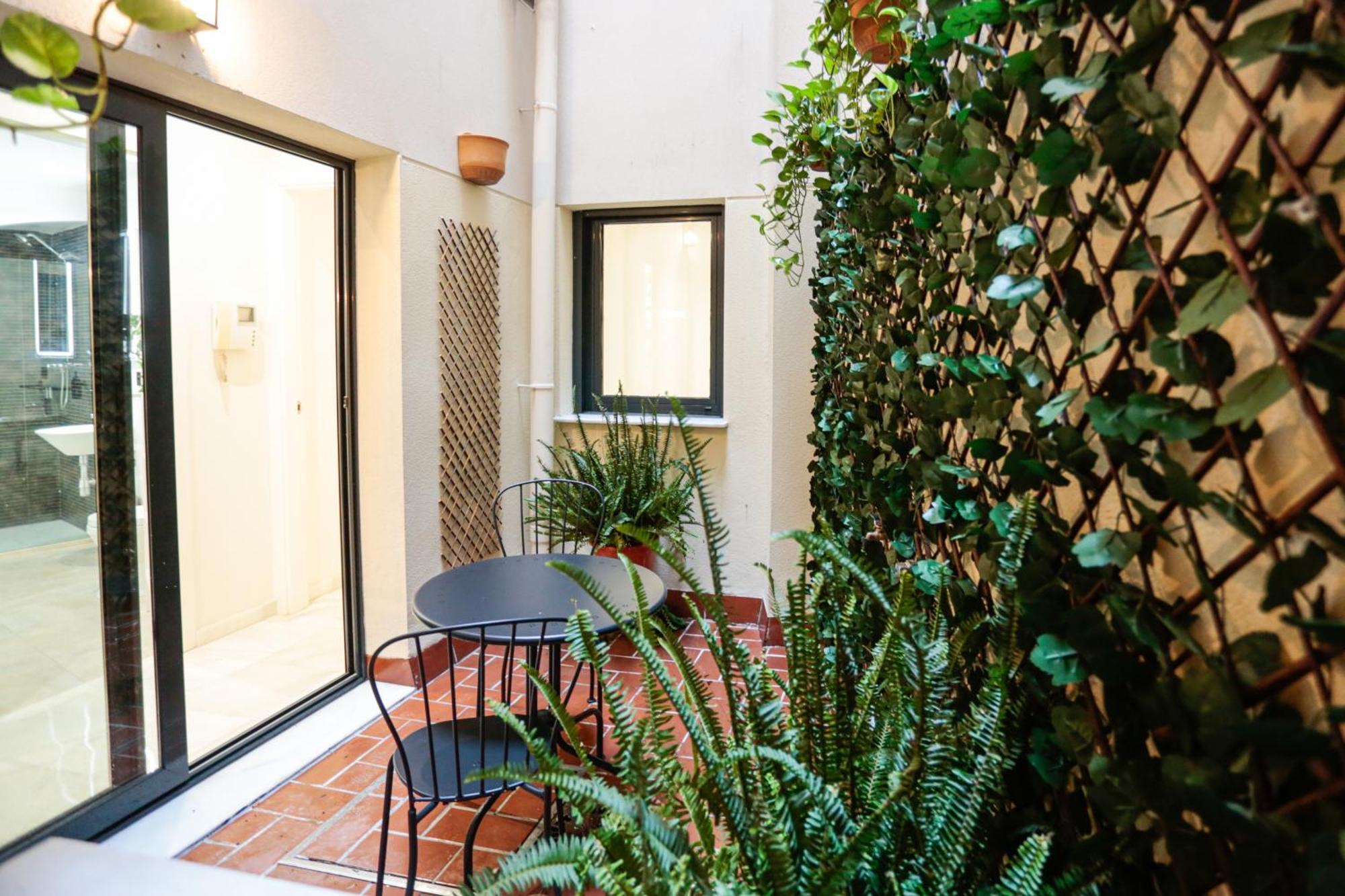 Monkeys Apartments Cervantes Sevilla Eksteriør bilde